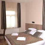 Pensjonat Jasz Vendeghaz *